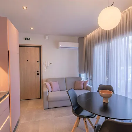 Aeson Premium Living Aparthotel 4*